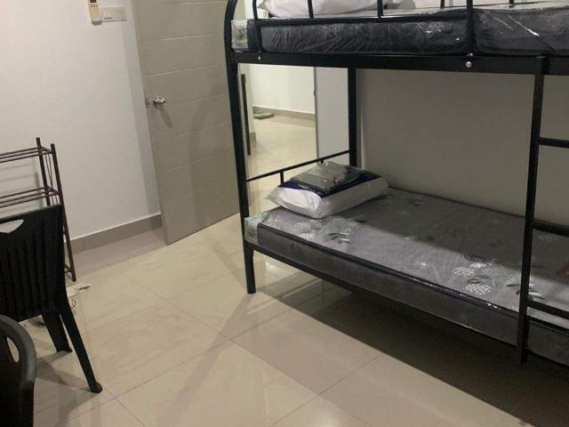 Big Twin Room at Menara U, Shah Alam,3 min WALKING DISTANCE TO MSU & AEON SHAH ALAM