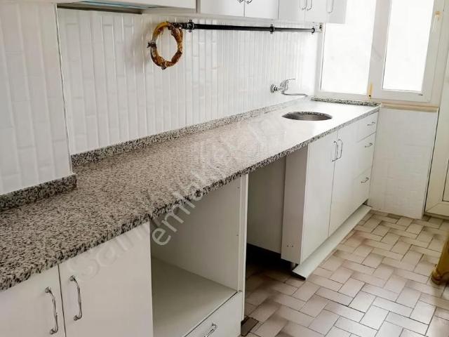 Biga Çarşı Merkezinde Kapalı Mutfak 2+1 Kiralık Daire