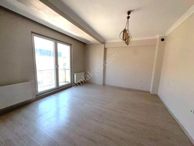 Biga Hamdibey Mah. Merkezi Konumda 2+1 Kiralık Daire