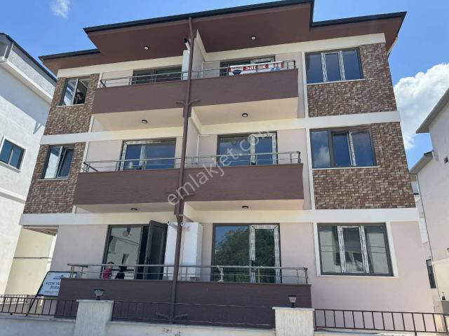 Biga Yeniyaka’da Sıfır, Balkonlu Satılık 1+1 Daire