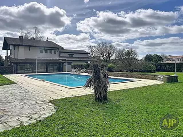 Biganos 33380 Achat / Vente maison 5 pièces t5 au dernier étage