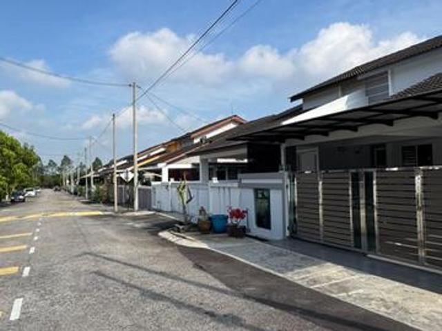 Bigger Size 3000Sqft Taman Desa Impian Single Storey Semi D Full Reno