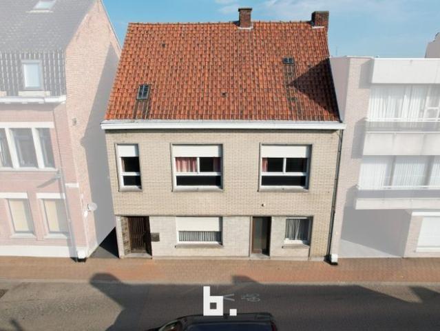 Bijzonder ruime woning, pal in het centrum