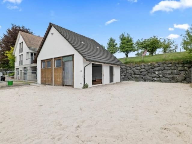 Bijou Pferdeparadies! Einfamilienhaus mit Pferdestall