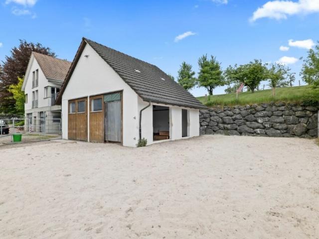 Bijou Pferdeparadies! Einfamilienhaus mit Pferdestall