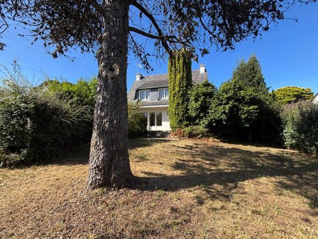 Bilgroix! Propriété à rénover avec jardin arboré