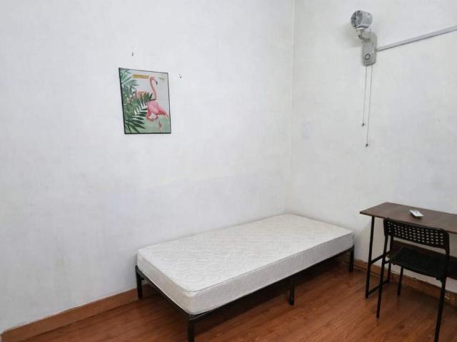 Bilik Teres Air Cond Fully Furnished di Bandar Puchong Jaya – Sedia Masuk Segera!