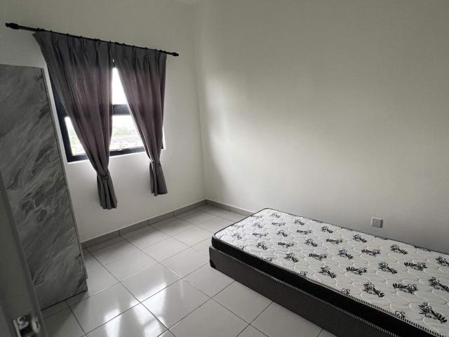 Bilik untuk wanita sahaja kemasukan segera 1 mei – unit terhad!