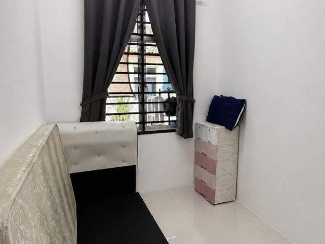 Bilik untuk disewa – limited unit bandar botani parkland
