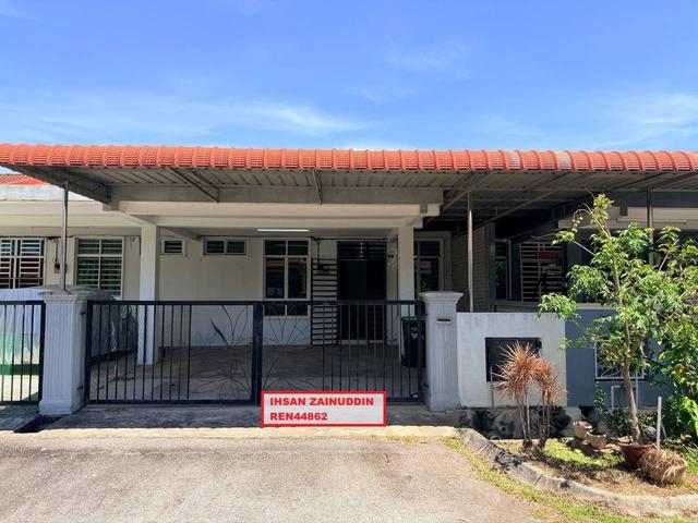 BILIK DEPAN ADA TANDASFULLOANLUAS 1540SQFT Bandar Astana Fasa E