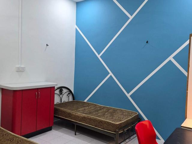 Bilik flat besar dkt MRT sentul west