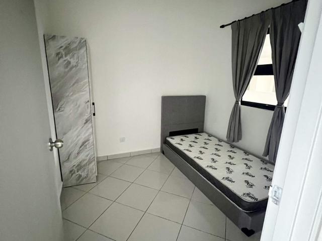 Bilik medium fully furnished female only kemasukan july26