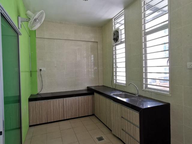 [Bilik sewa Cozy & Privacy], Bangi avenue 3 [Bilik Medium], [PEREMPUAN], [KTM Bangi] Kuis, Bandar Seri Putra UKM