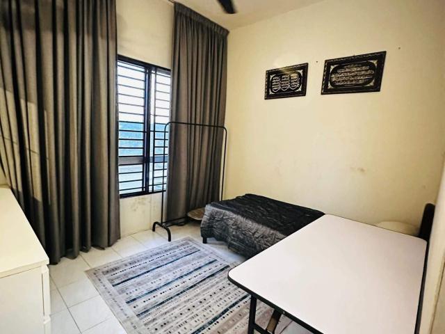 Bilik sewa di apartment villa tropika sungai tangkas kajang