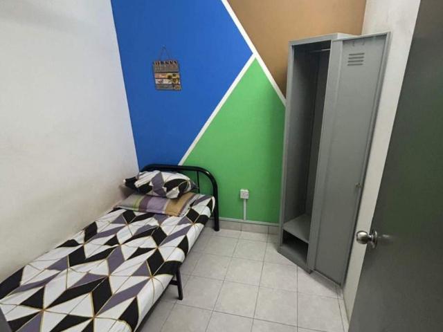 Bilik Sewa Lelaki di Flora Damansara area Empire City KPJ2 IKEA 1Utama KYM Mont Kiara