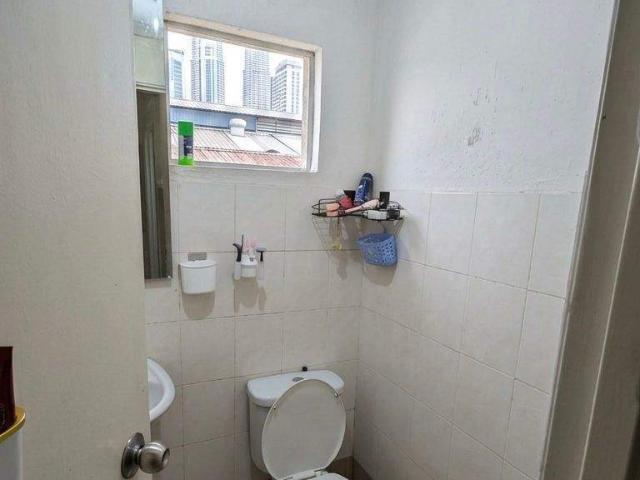 Bilik sharing casa subang