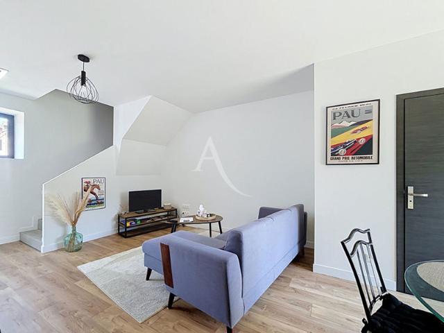 Billère Centre Appartement T3 triplex avec jardin privatif et stationnement