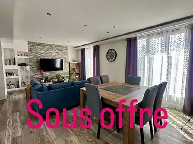 Billère 64140 Achat / Vente appartement 3 pièces t3 au dernier étage cave