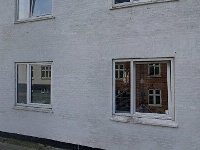 Billig andelsbolig i skønne Lindholm