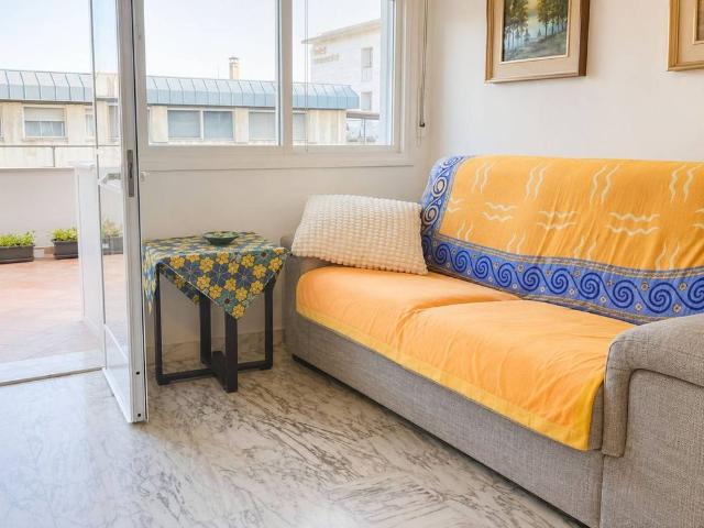 Bilocale 60 m², Tirrenia, Pisa