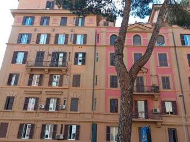Bilocale Trieste, salario