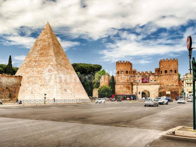 Bilocale via Costantino Beltrami, San Saba Caracalla, Roma