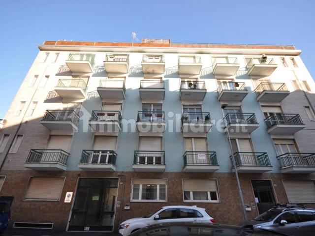 Bilocale via Costantino Perazzi 57/a, San Martino, Novara