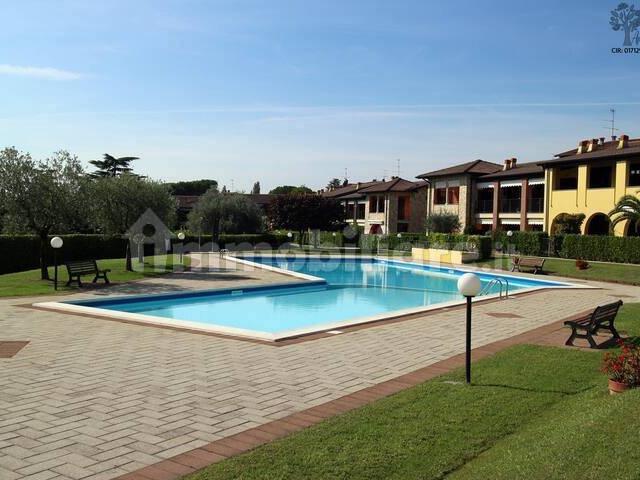 Bilocale via Cabasse 3, Centro, Padenghe sul Garda