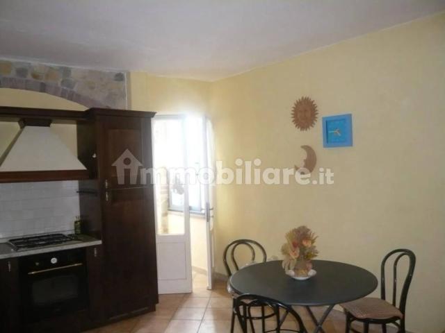 Bilocale via Caffaggio, Centro, Ameglia