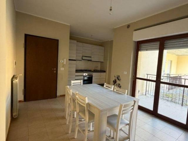Bilocale via Campoloniano 30, Rieti