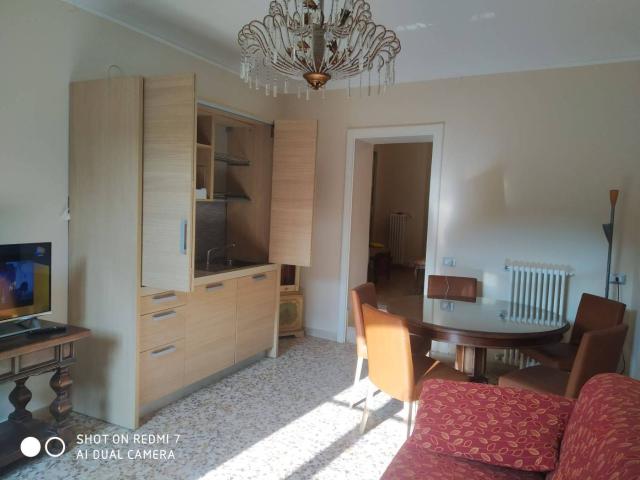 Bilocale via Carlo Alberto 5, Centro Storico, Chieri