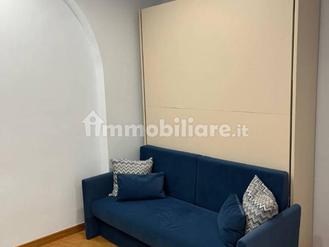 Bilocale via Carlo Imbonati 12, Dergano, Milano
