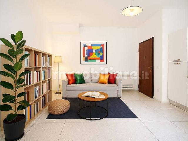 Bilocale via Carlo Poma, Indipendenza, Milano