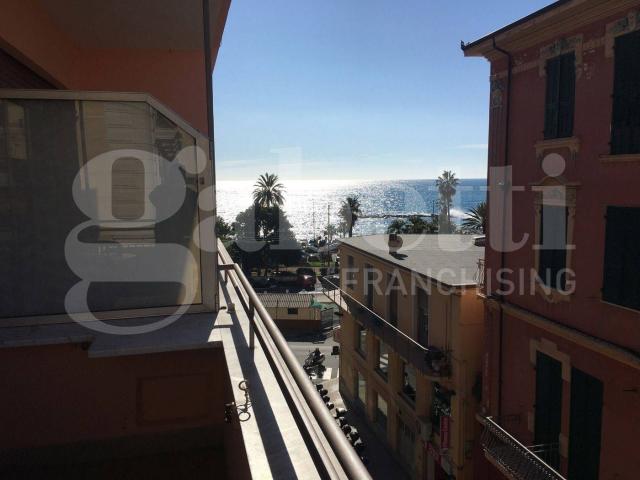 Bilocale via Carli, 23, Porto Vecchio, Sanremo