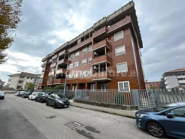 Bilocale via Cefalonia 32a, Cittadella Villaggio Dalmazia, Novara