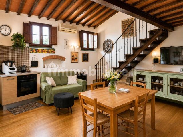 Bilocale via Centola 6, Capalle, La Villa, Esselunga, Campi Bisenzio
