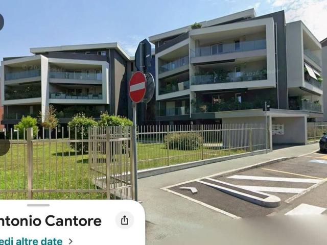 Bilocale via Antonio Cantore, Piscina, Legnano
