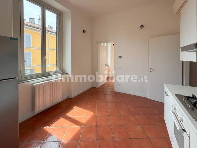 Bilocale via Angelo Fumagalli, Navigli Darsena, Milano