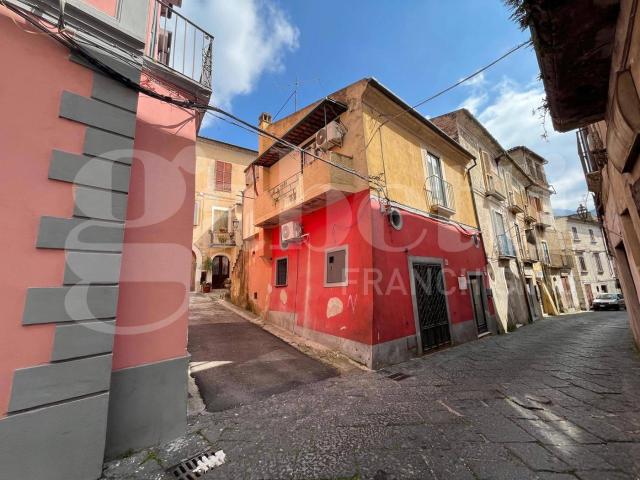 Bilocale via Angelo Scorciarini Coppola, Piedimonte Matese