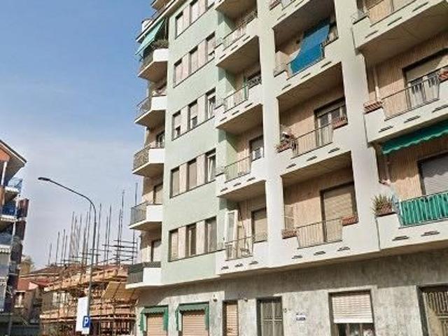 BILOCALE VIA AOSTA euro 360 euro