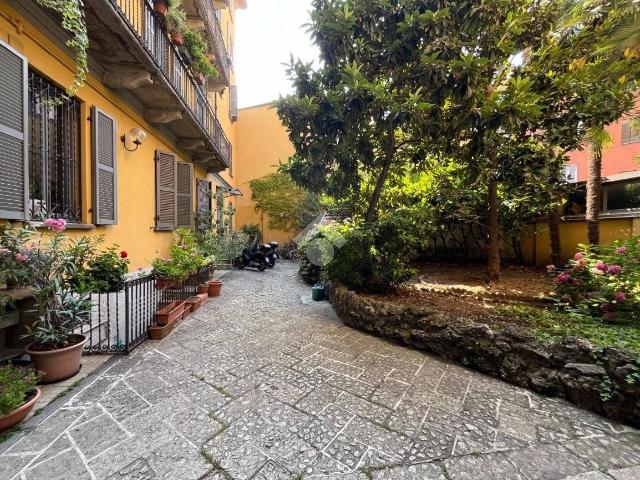 Bilocale via Adige 21, Porta Romana Medaglie d'Oro, Milano