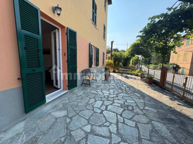 Bilocale via al Ponte 49, Sciarborasca, Cogoleto