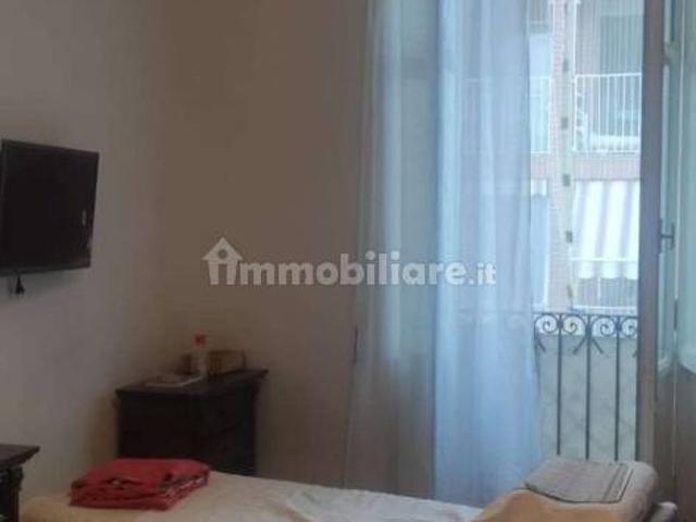 Bilocale via Alagna 8, Barriera di Milano, Torino