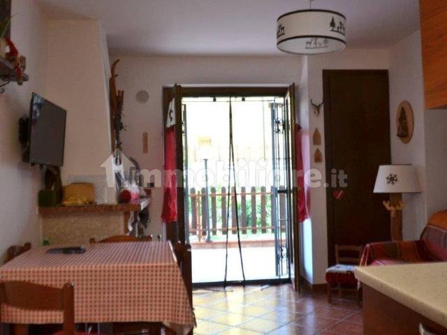 Bilocale via Arano, Centro, Ovindoli