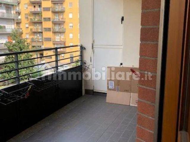 Bilocale via Aristotele 30, Gorla, Milano