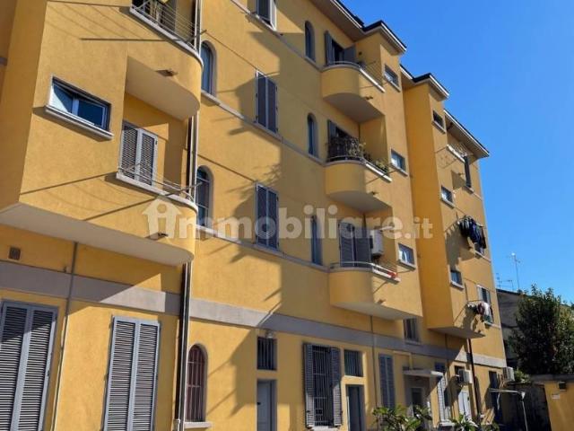 Bilocale via Asiago 116, Ponte Nuovo, Milano