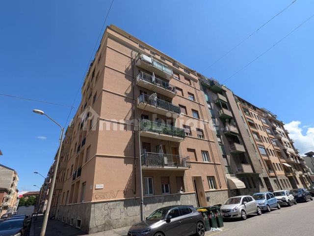 Bilocale via Barletta 54, Santa Rita, Torino