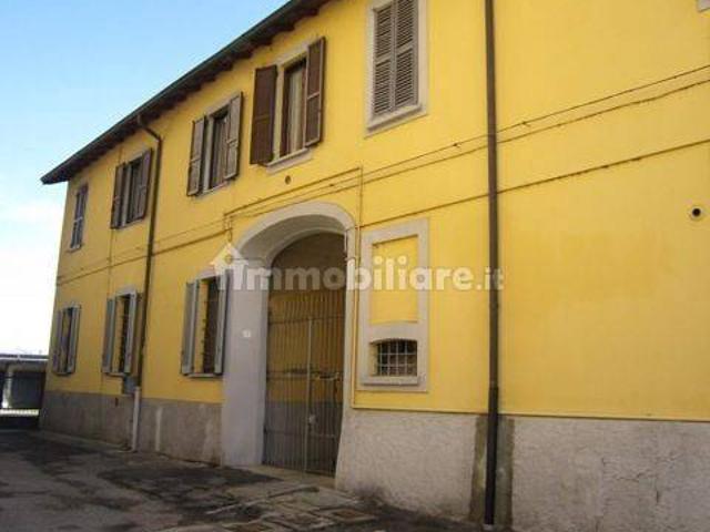 Bilocale via Beatrice di Tenda 3, Binasco
