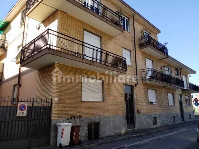 Bilocale via Benvenuto Cellini 13, Centro, Grugliasco