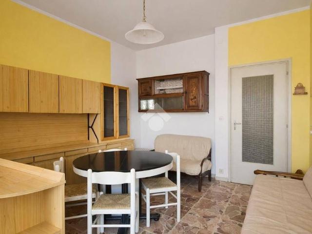 Bilocale via G. Pascoli 43, Centro, Bra